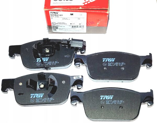ТОРМОЗНЫЕ КОЛОДКИ. AUDI A4 15-передний TRW GDB2127