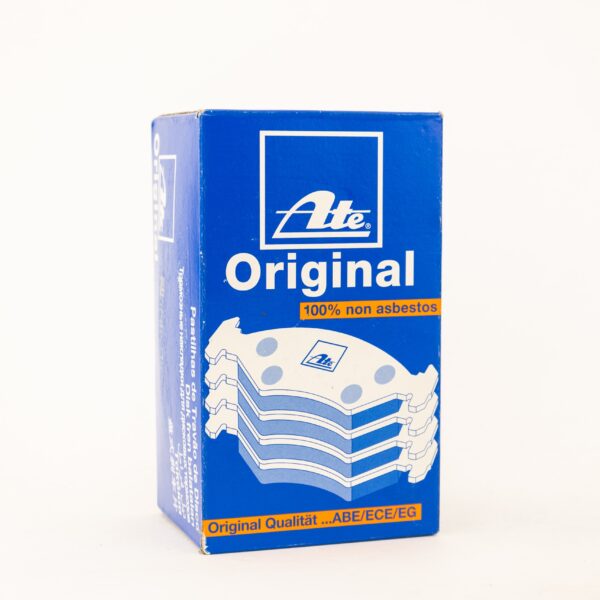Тормозные колодки передние ATE + датчик AUDI A3 03-