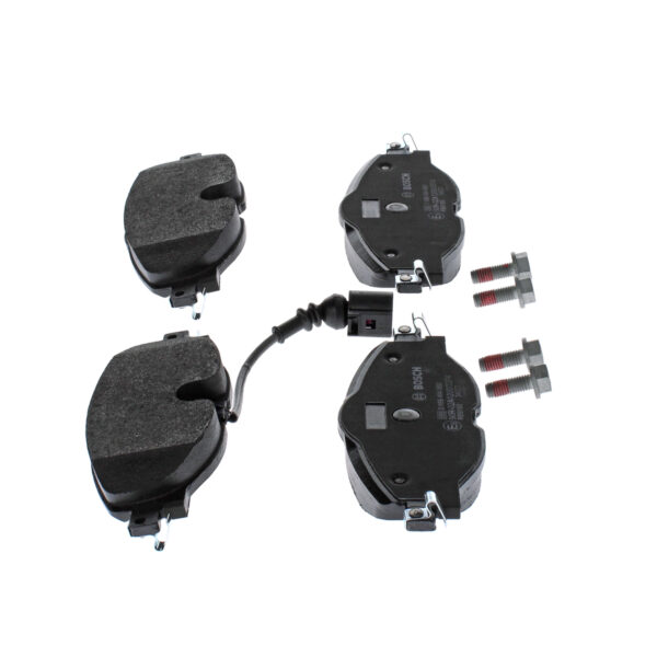 Тормозные колодки передние BOSCH 0986494660 BP1505