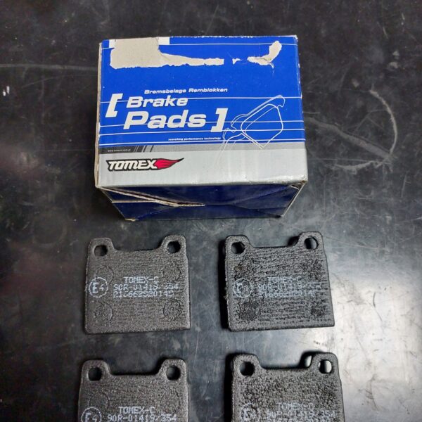 1019 / ТОМ ТОРМОЗНЫЕ КОЛОДКИ. DB W123, W126 задняя часть TOMEX BRAKES